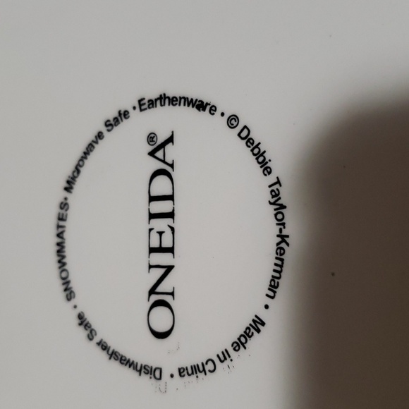 ONEIDA "SNOWMATES PATTERN By Debbie Taylor Keman.  A Snowman with Scarf and Hat. - Picture 4 of 4